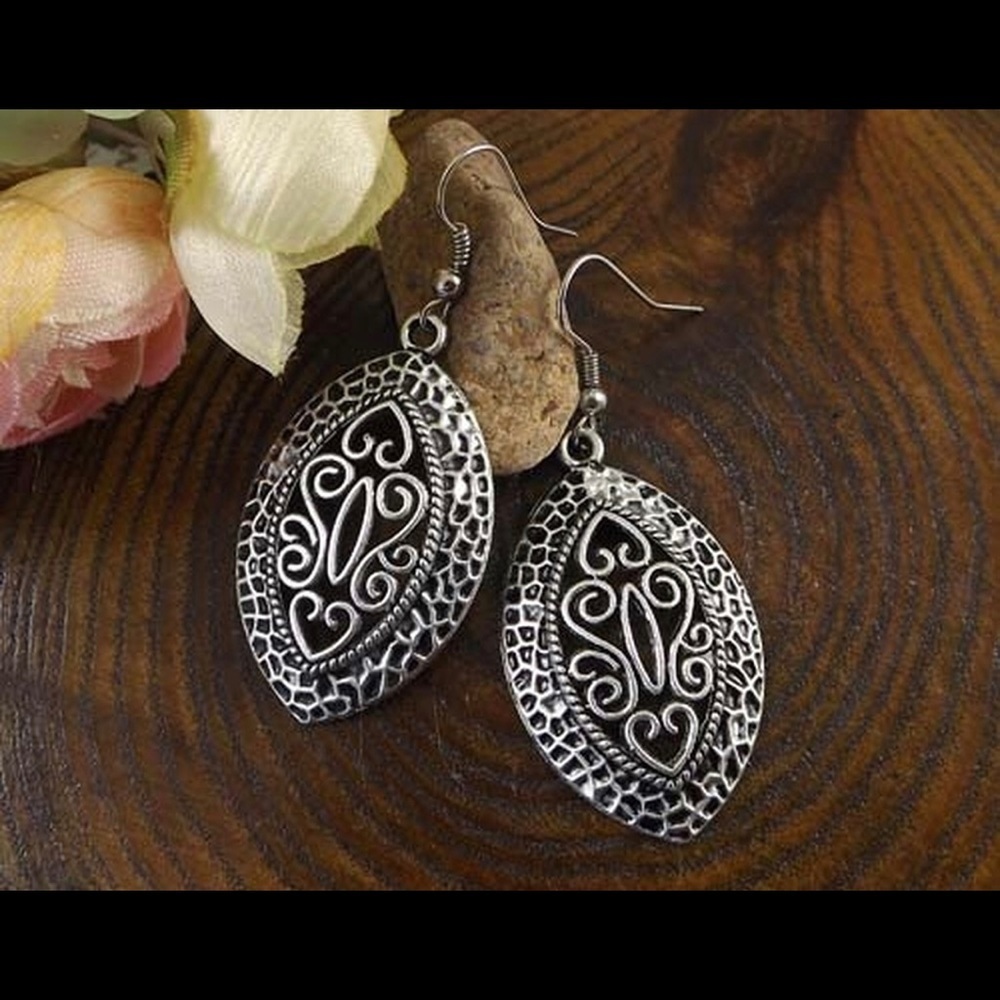 Vintage Bohemian Dangle Earrings - Silver